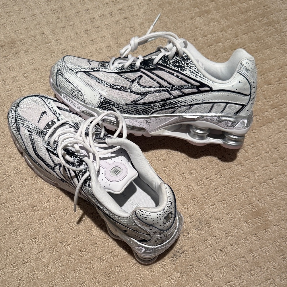 Nike Shox Black and White Athletic Shoes